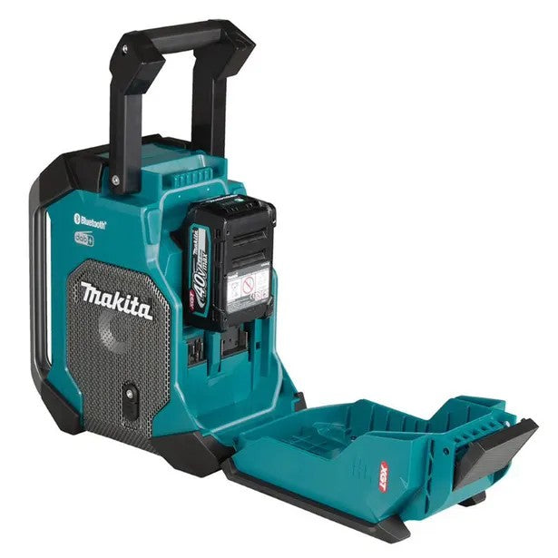 MAKITA BLUETOOTH AND DIGITAL JOBSITE RADIO 40V MAX MR007GZ