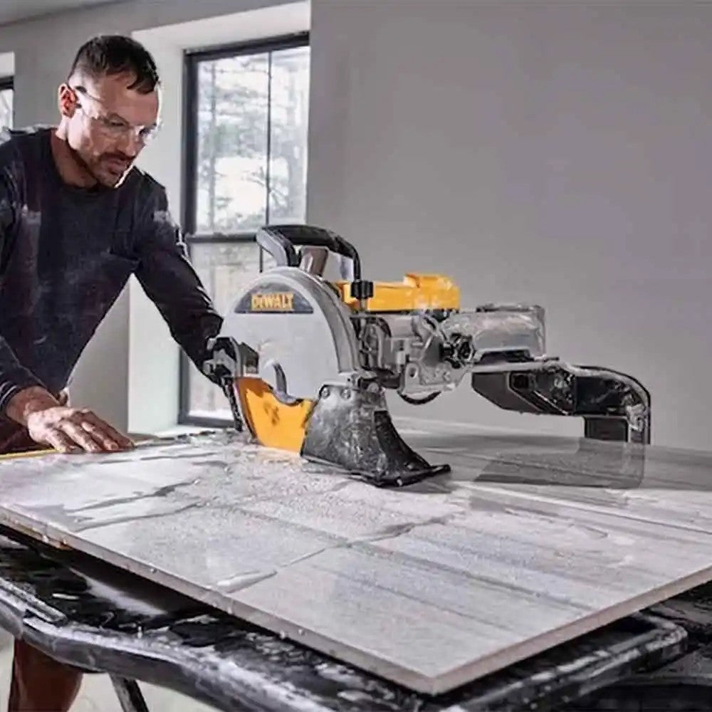 DEWALT TILERS SLIDING TABLE WET SAW 250MM