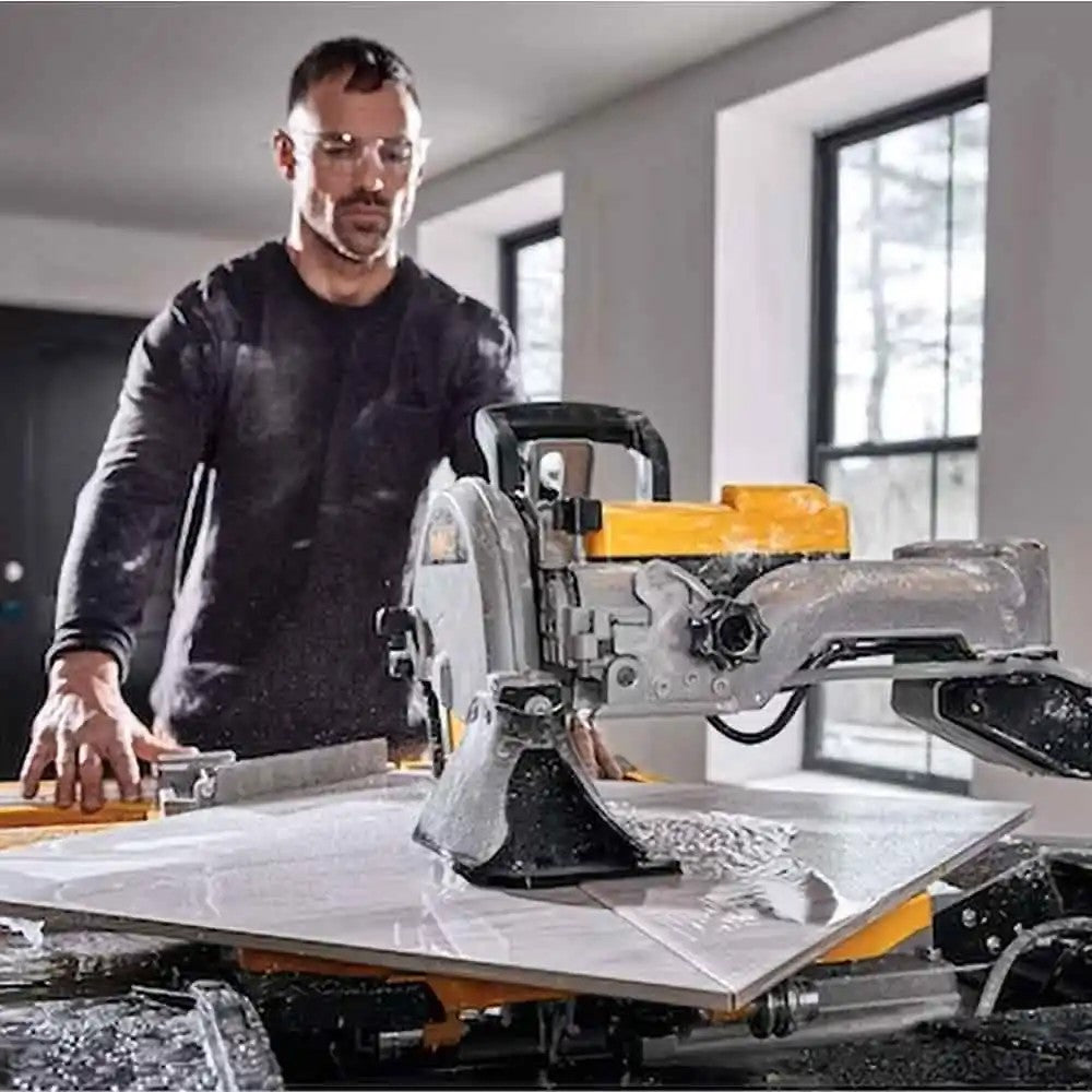 DEWALT TILERS SLIDING TABLE WET SAW 250MM